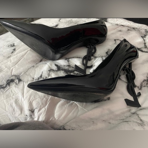 OPYUM PUMPS IN PATENT LEATHER (POINT TOE) - Picture 2 of 4